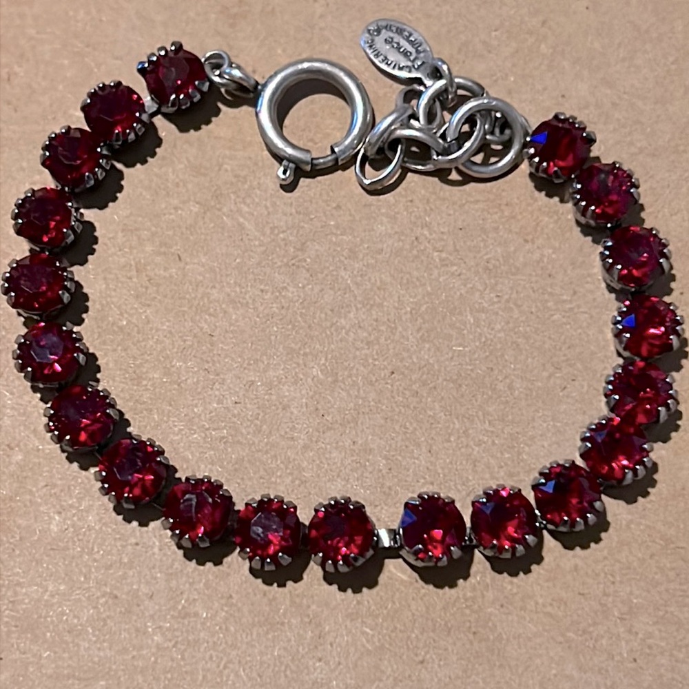 Ruby color round Swarovski crystals bracelet